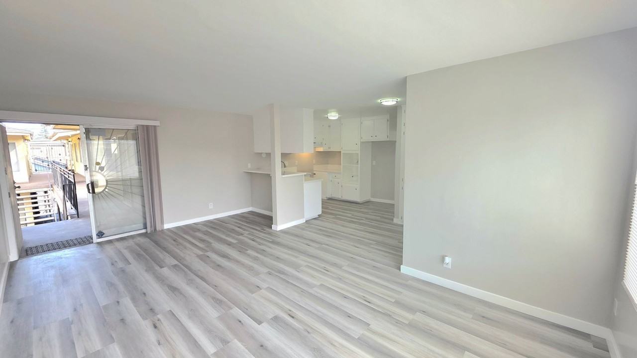 LB0362 - Photo 6 of 14