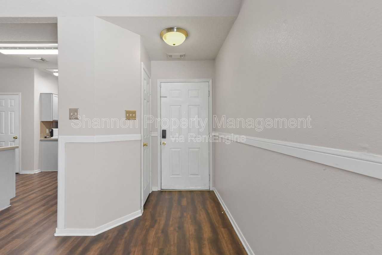 18534 Burgundy Sky Way - Photo 3 of 27