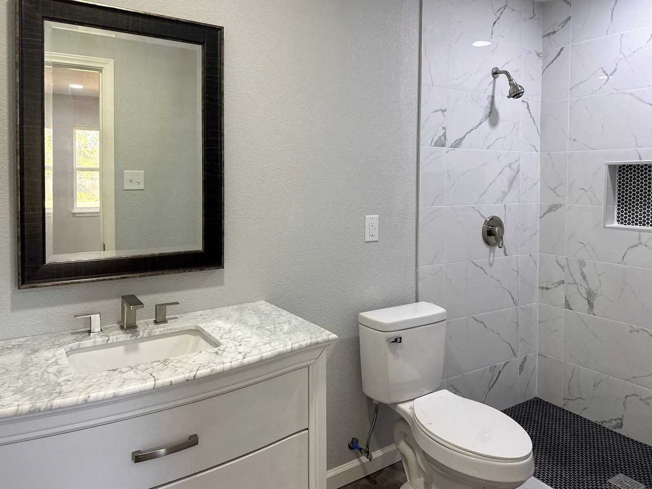 5099 Woodland Dr - Photo 6 of 16