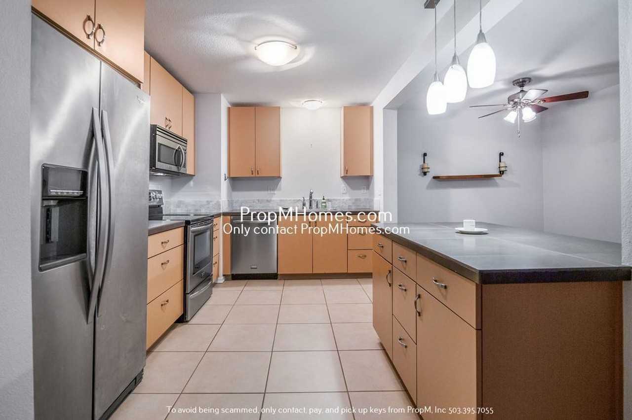 200 Burnham Rd #T - Photo 6 of 22