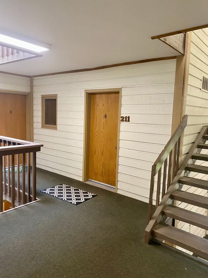 2892 Shadow Creek Dr #211 - Photo 2 of 28