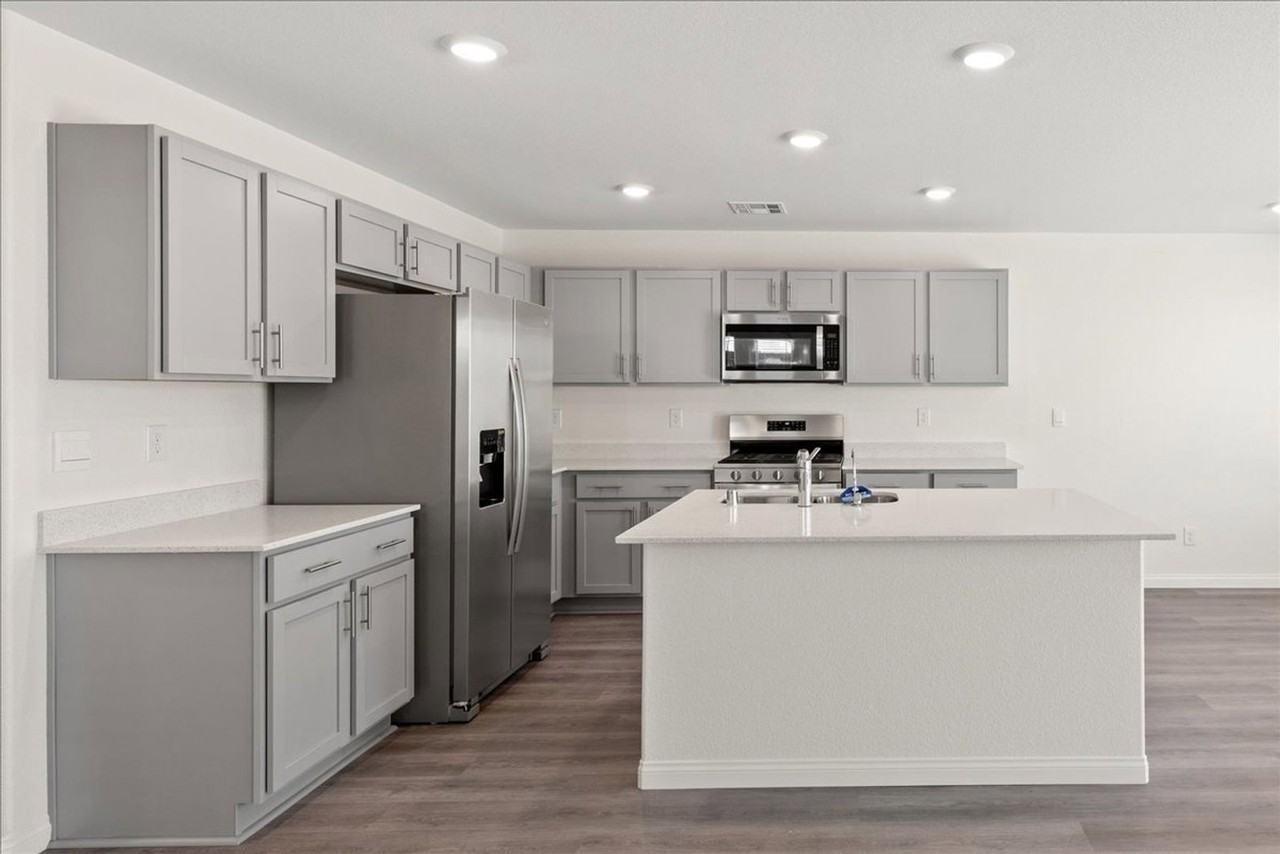 1307 Travis Creek Pl - Photo 6 of 22