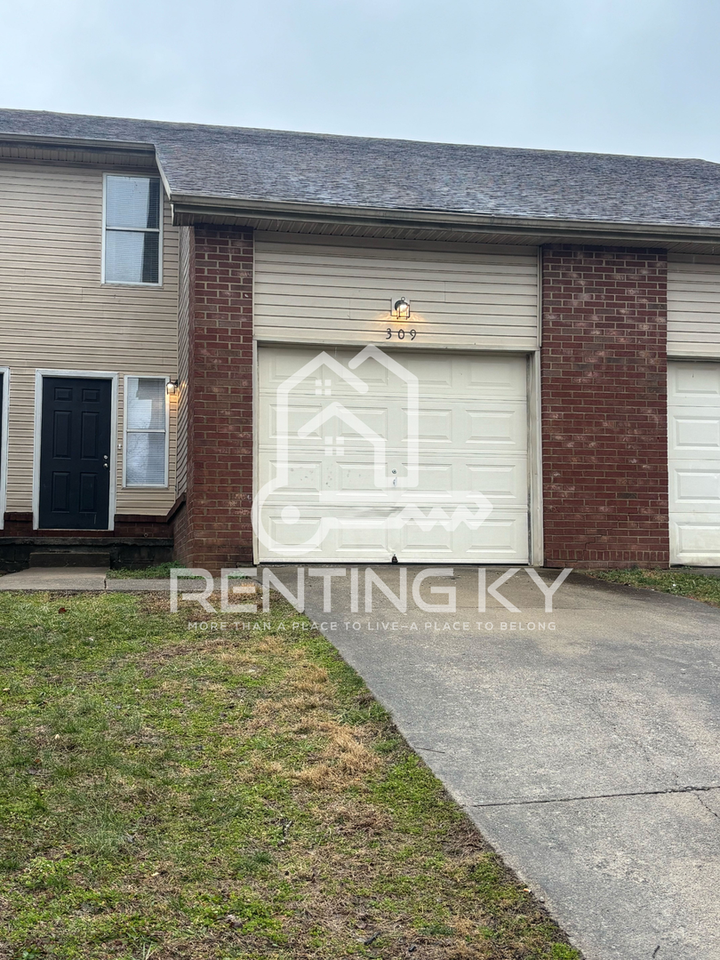 309 Peachtree Rd - Photo 2 of 15