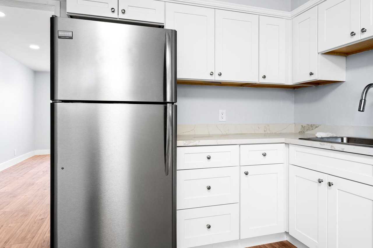 10324 Walnut St #B - Photo 7 of 26