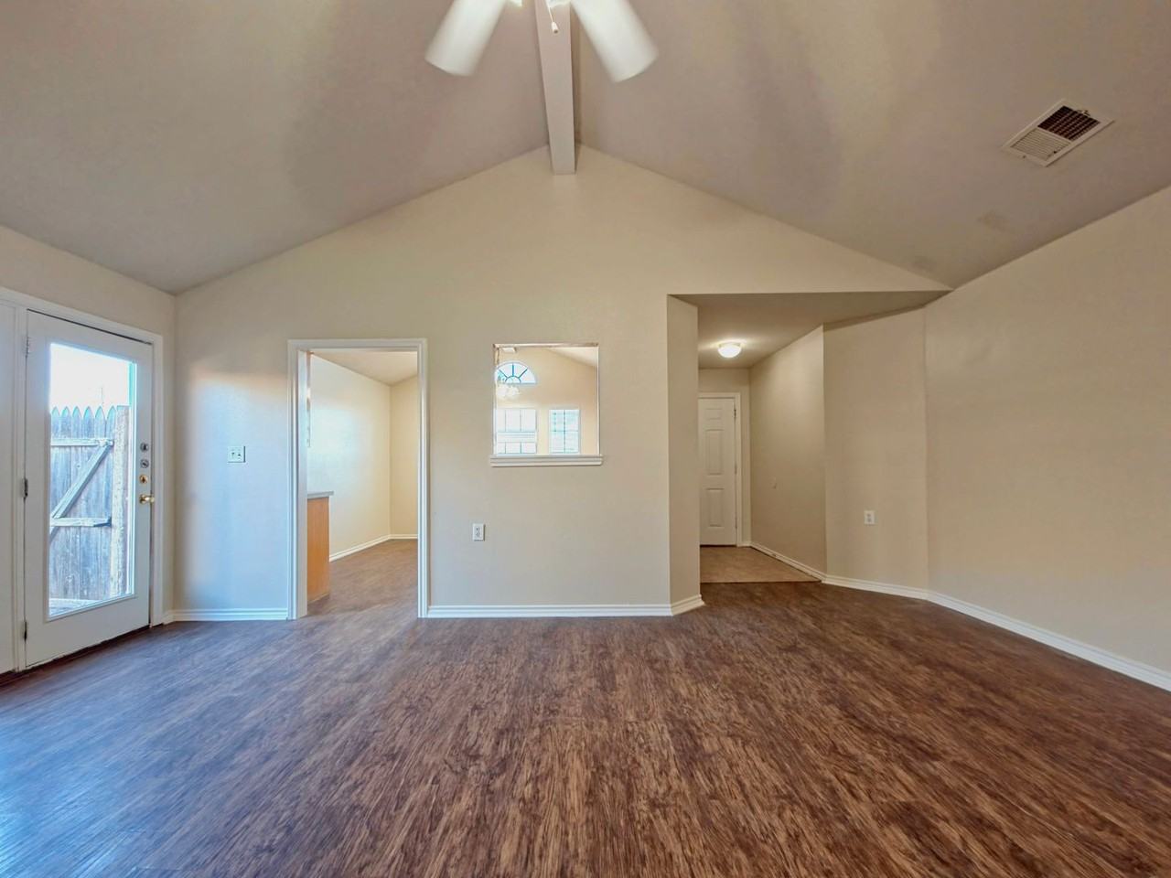 2909 106th St - Photo 5 of 23