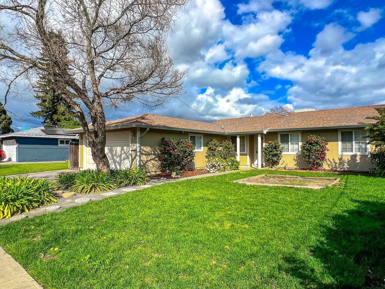 3306 Macleod St - Photo 2 of 4