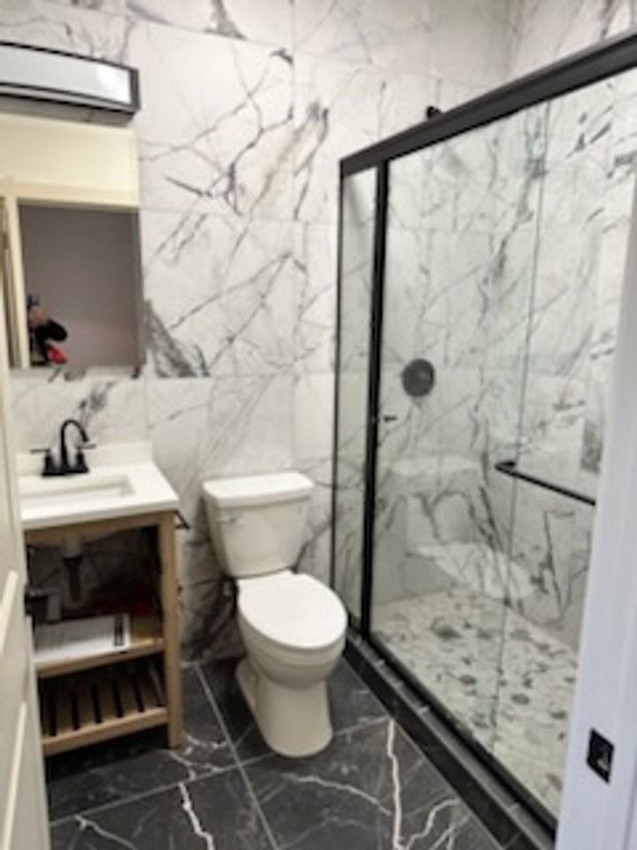 1114 W Grand Ave - Photo 2 of 10