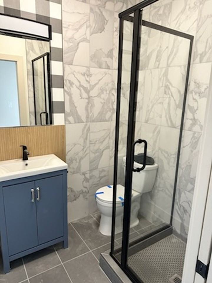 1114 W Grand Ave - Photo 3 of 10