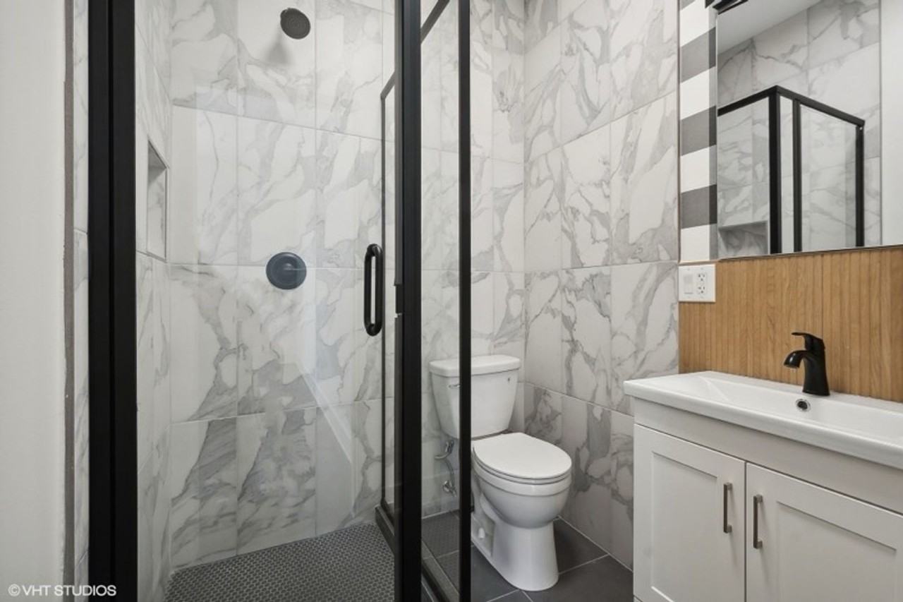 1114 W Grand Ave - Photo 6 of 10