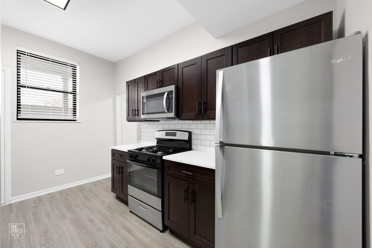 5019 S St Lawrence Ave 600 E 50th Pl Chicago, IL 60615 - Photo 4 of 50