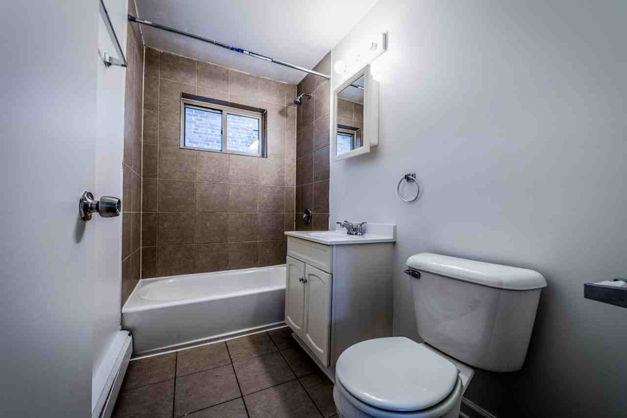 8100 S Drexel Ave Chicago, IL 60619 - Photo 2 of 24