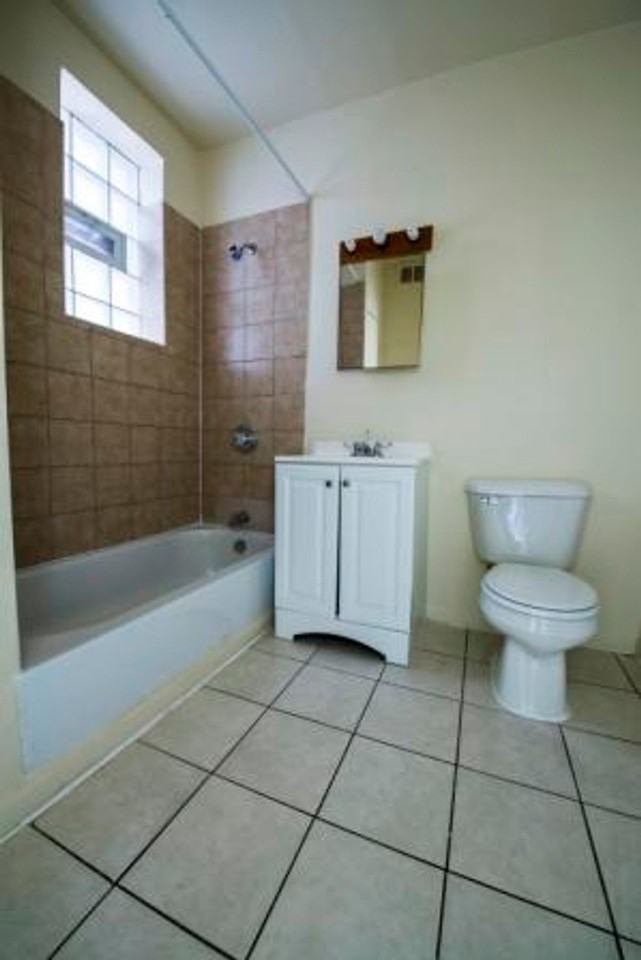 327-29 S Central Park Chicago, IL 60624 - Photo 3 of 23