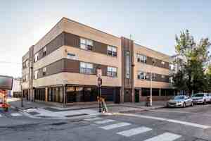 featured image of 7101 S Artesian Ave