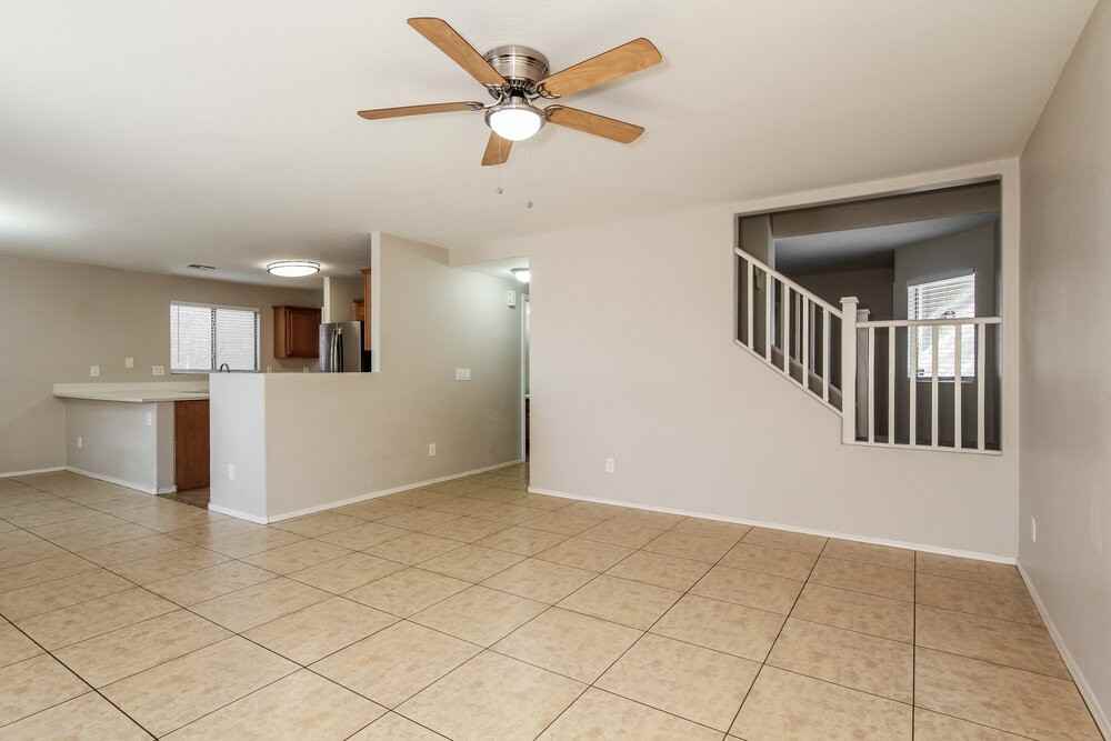 6728 N 130th Ave - Photo 4 of 17