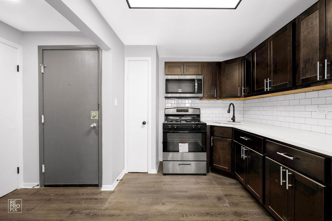 8935-39 S Dauphin Ave Chicago, IL 60619 - Photo 7 of 11