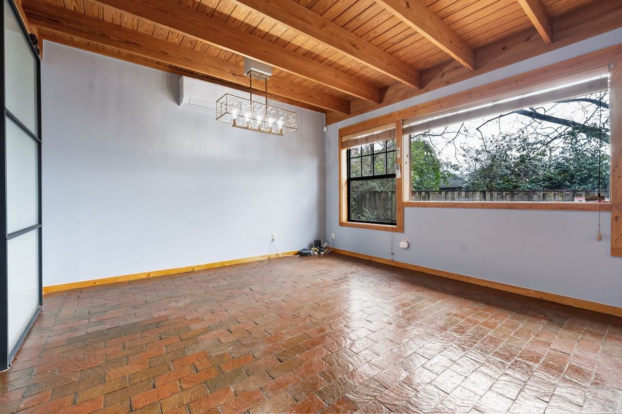 906 Glendale Ave Apt B - Photo 6 of 21