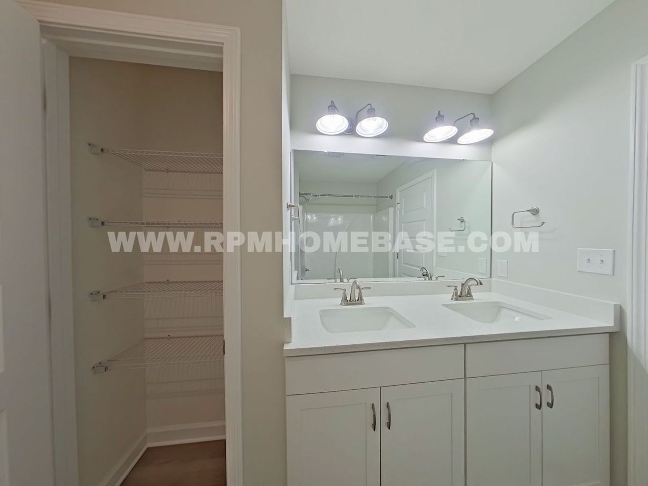 1002 Valley Rd - Photo 6 of 16