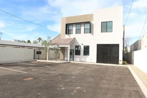 featured image of 1453 E Fillmore St