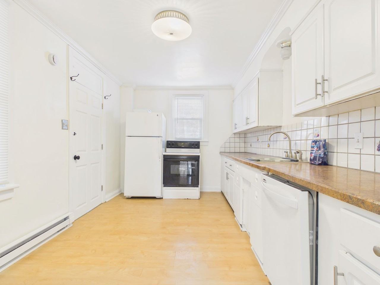 54 Nissley St - Photo 2 of 17