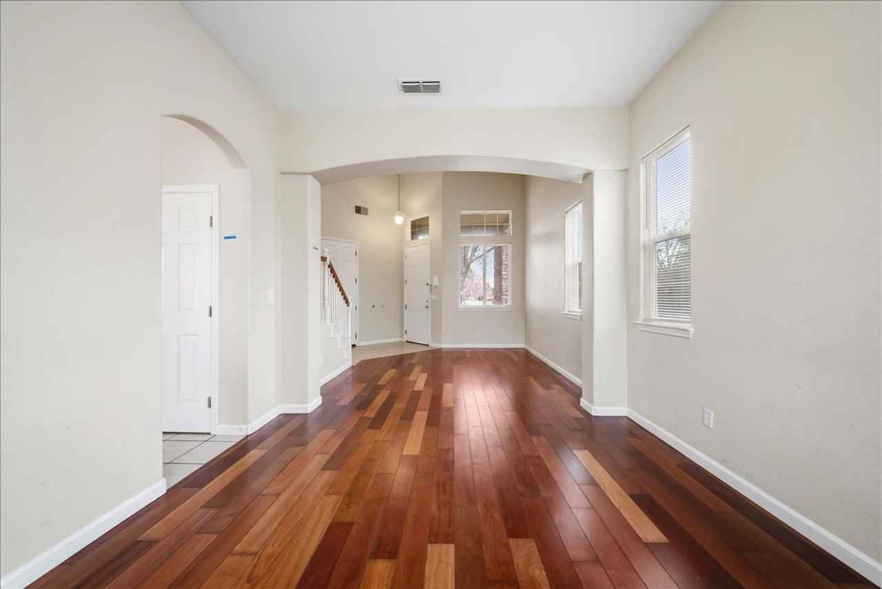 9615 Harvest View Way - Photo 7 of 27