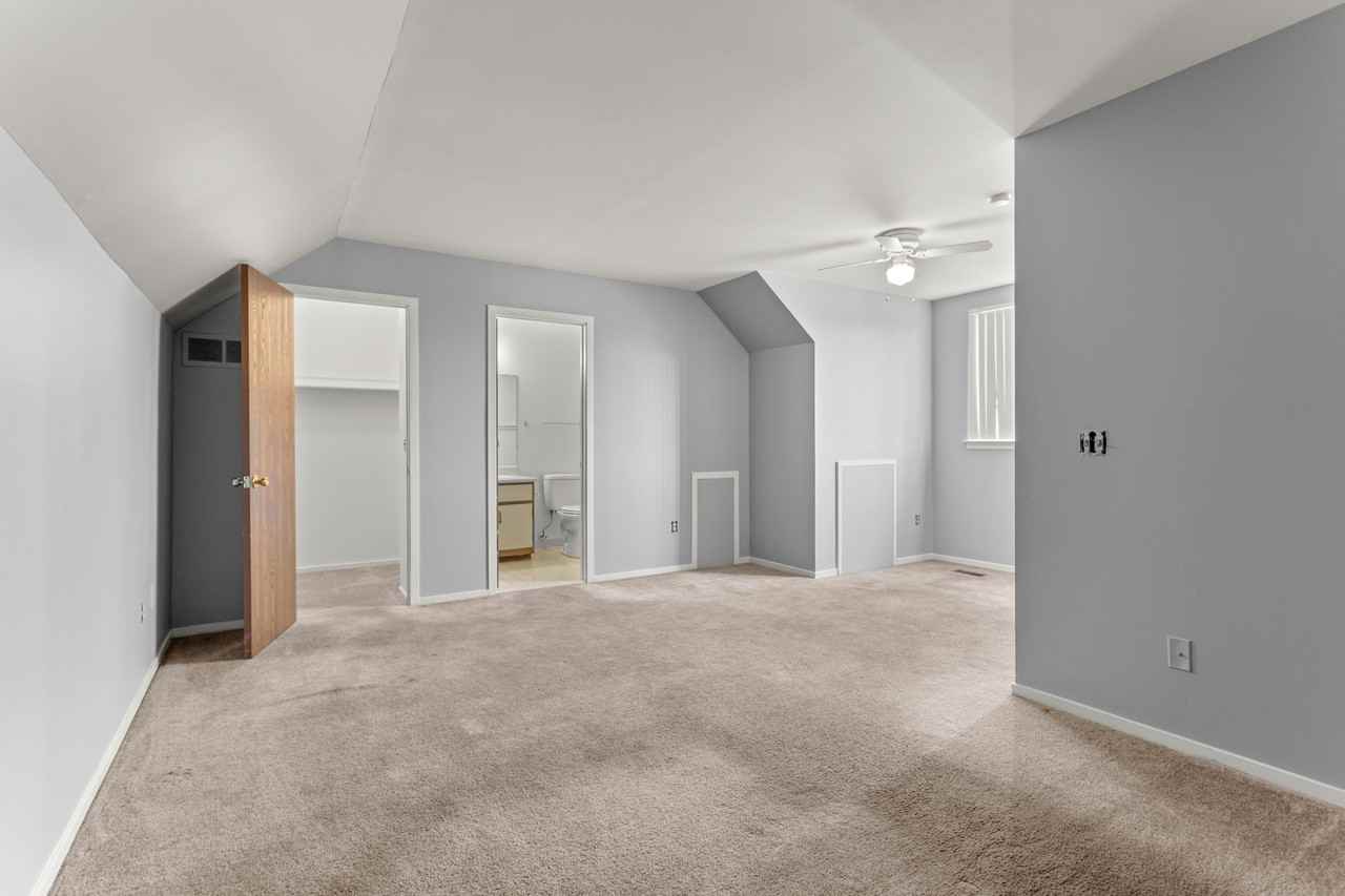 3809 Heritage Pkwy #3809B - Photo 4 of 18