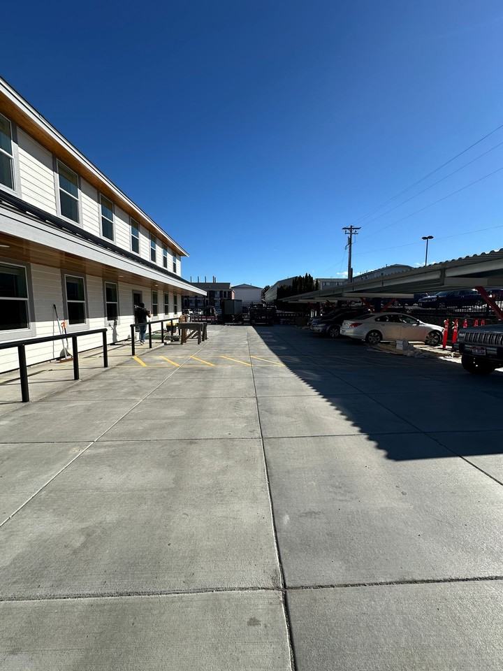 H431OL - Photo 3 of 6