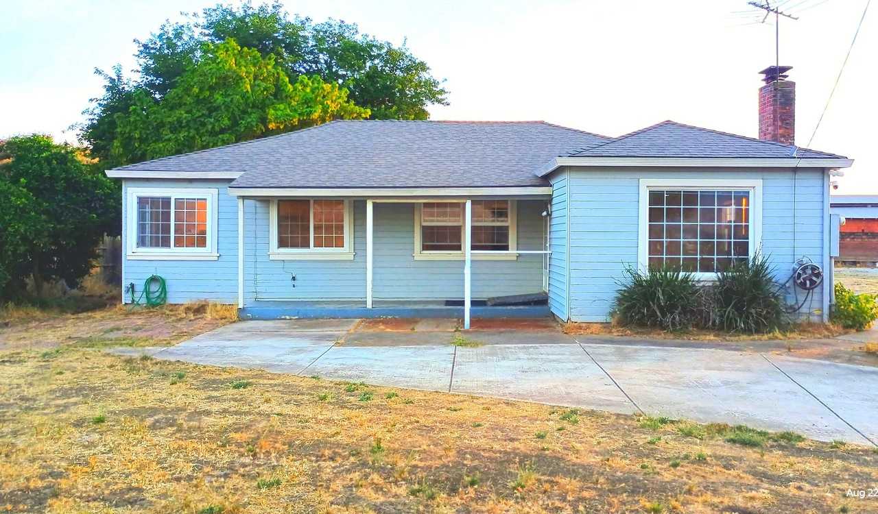 7305 Furlong Ave - Photo 6 of 8