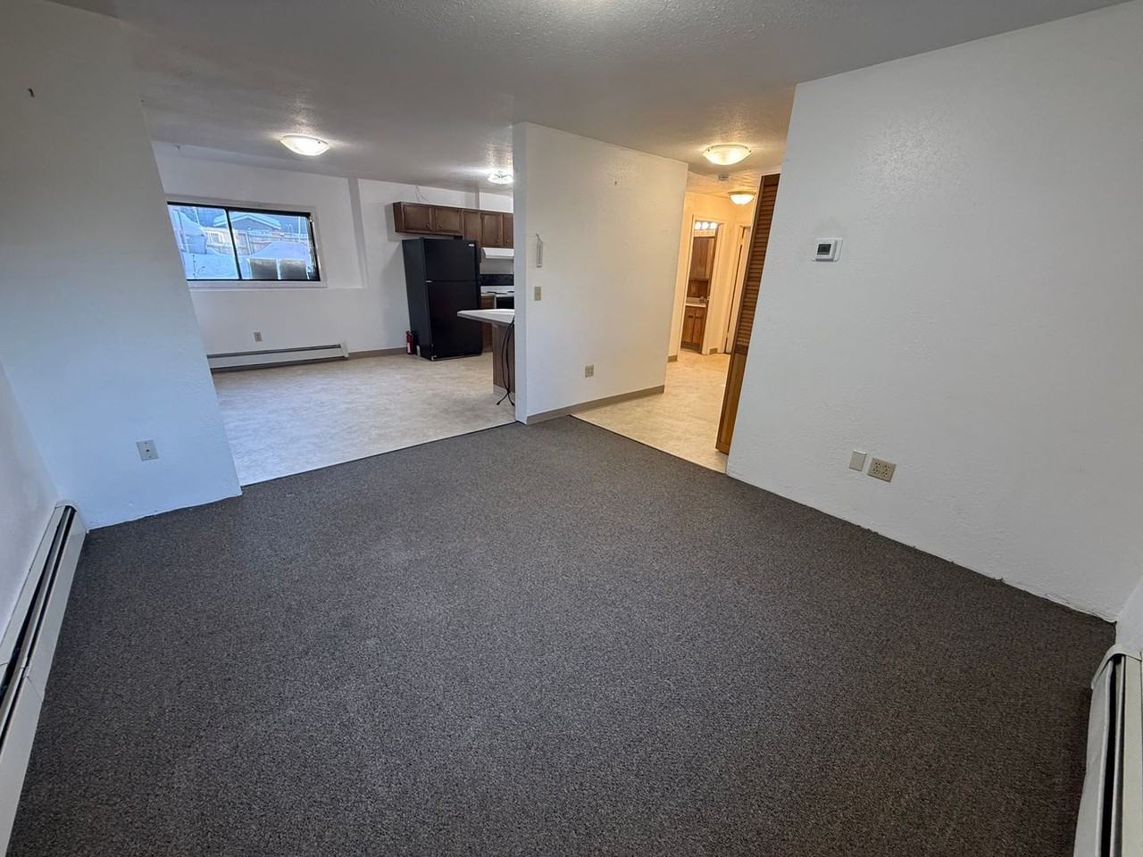 524 N Klevin St - Photo 3 of 14