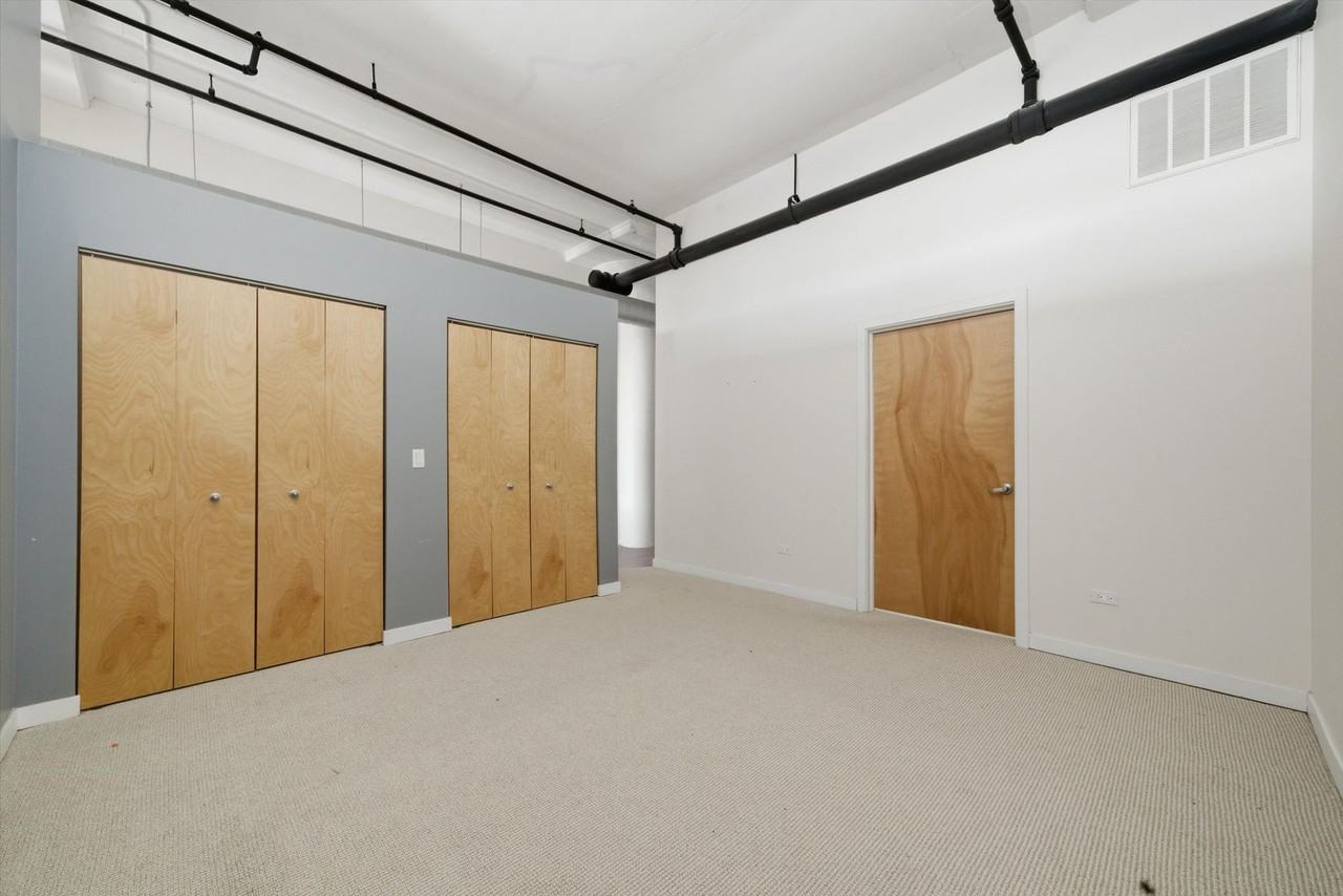 1224 W Van Buren St #504 - Photo 5 of 15