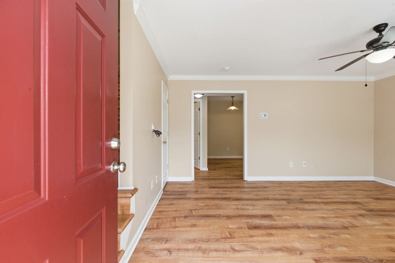 937 Micro Way - Photo 3 of 34