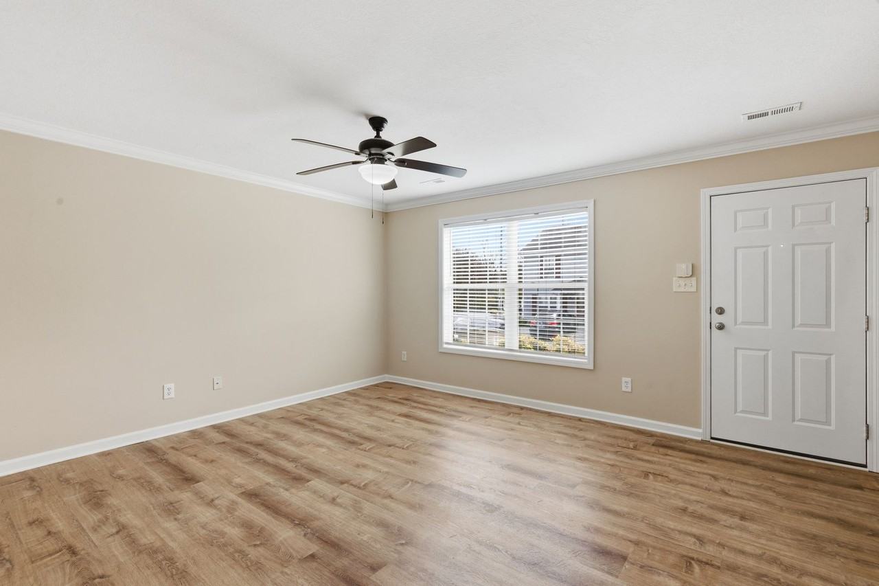 937 Micro Way - Photo 4 of 34