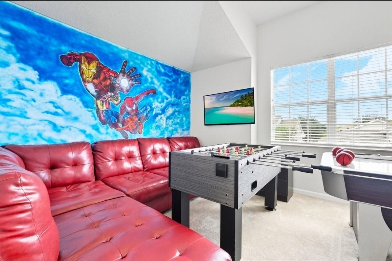 4980 Castle St W - Photo 7 of 19