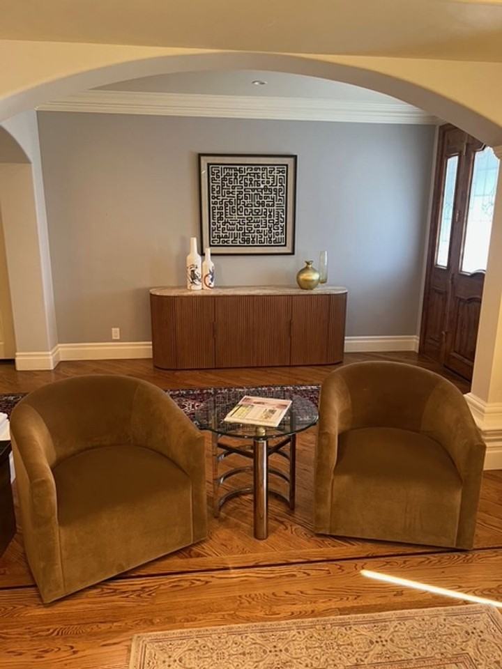 2061 Mento Dr - Photo 3 of 11