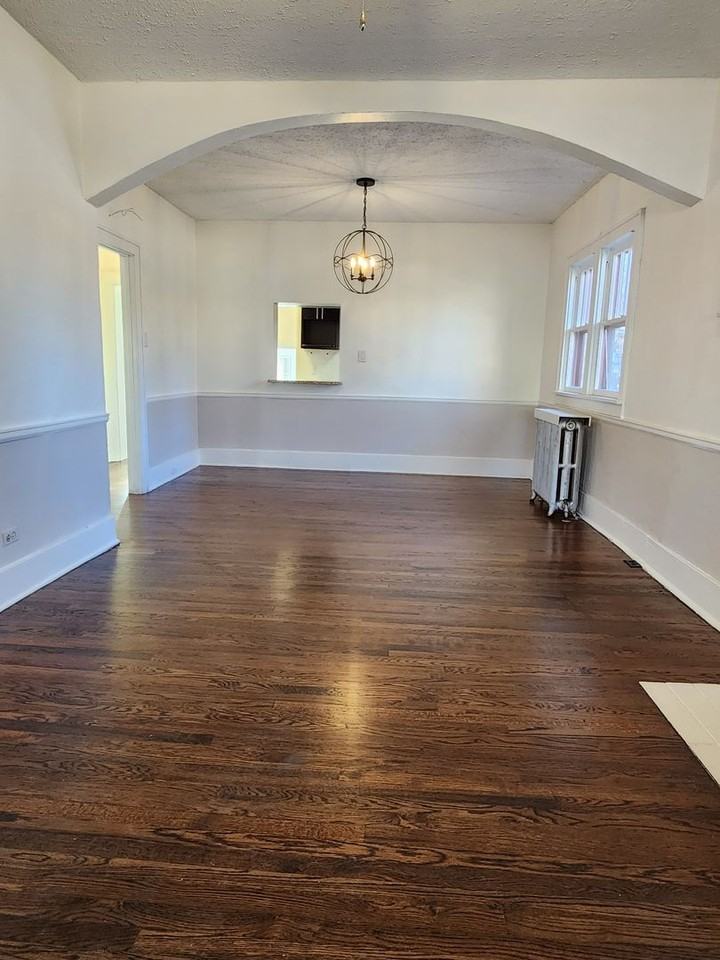 801 S Emerson St - Photo 7 of 23