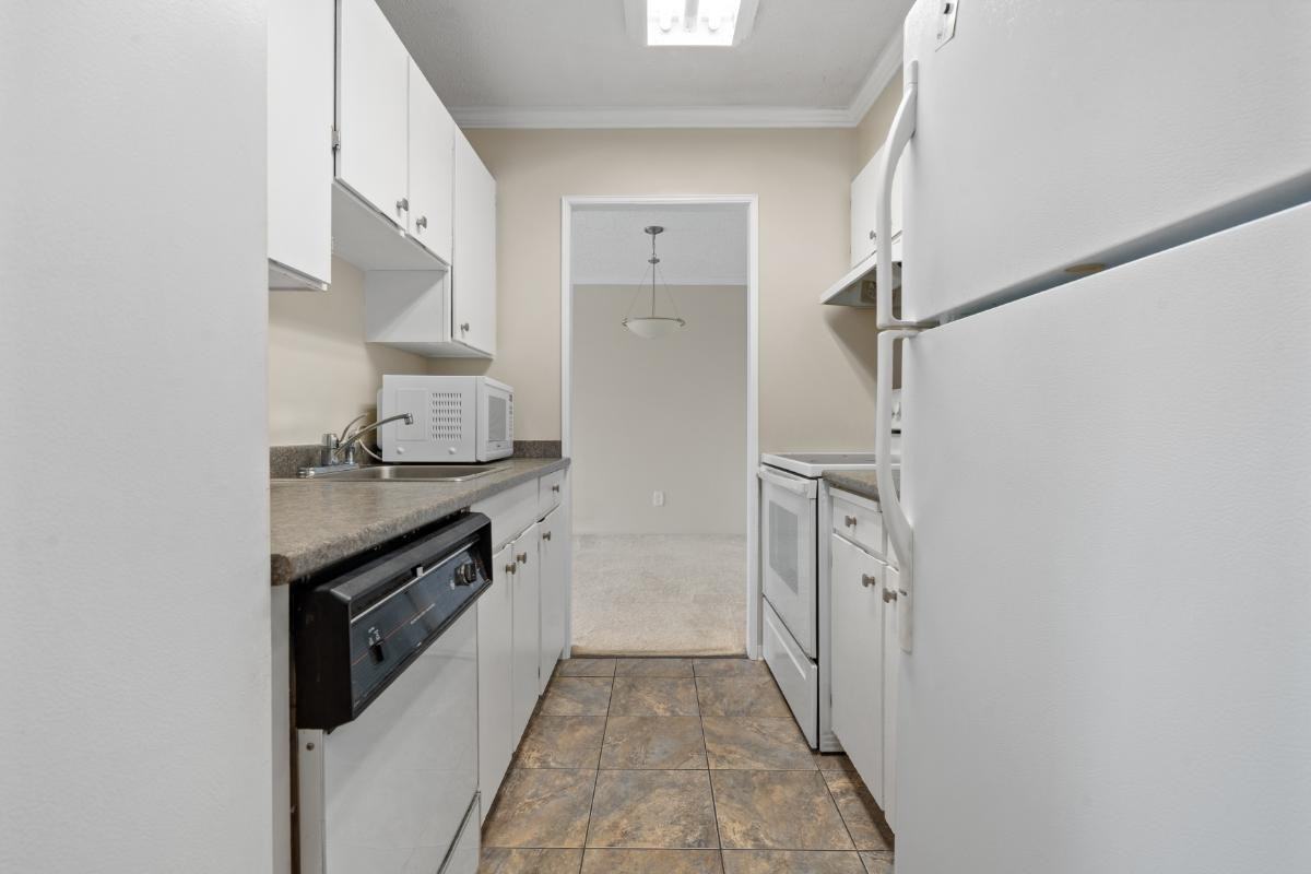 9320 Parksville Drive #5xx - Photo 4 of 22