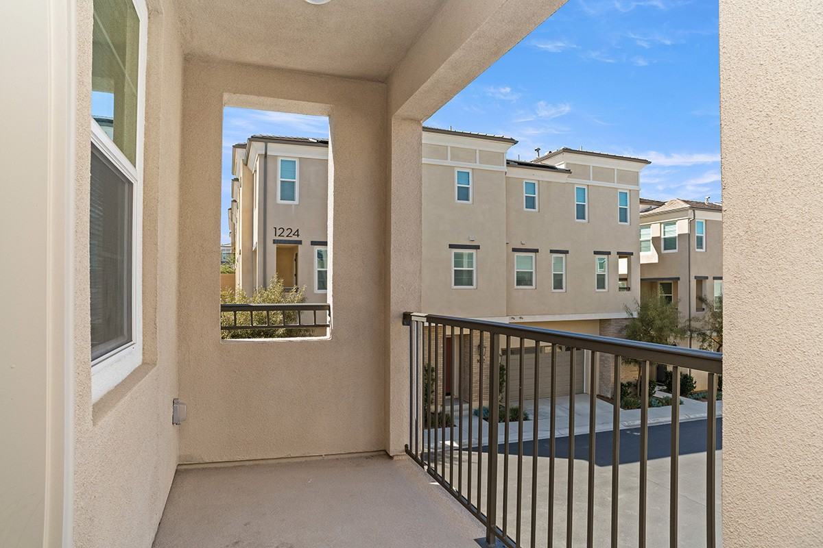 1219 Sunrise Vw #101 - Photo 2 of 35