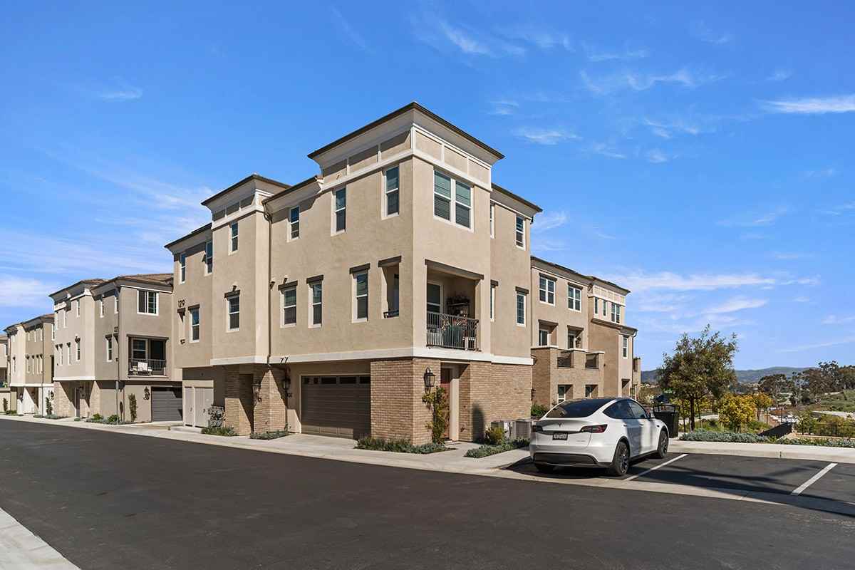 1219 Sunrise Vw #101 - Photo 7 of 35