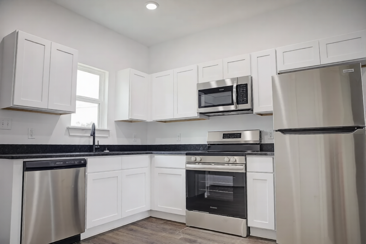 124 Blanche St #124 - Photo 5 of 7