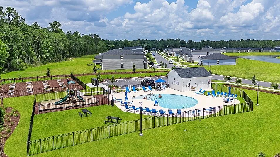 532 Runaway Train Dr #1 - Photo 2 of 19