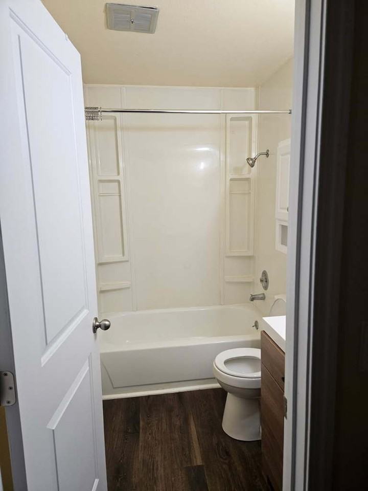 128 N Klevin St #F - Photo 2 of 4