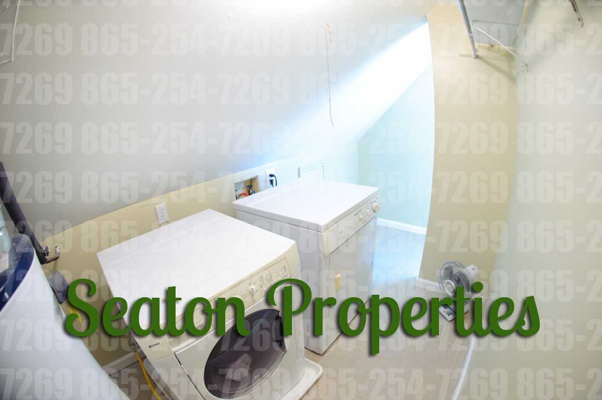 2020 Woodrow Dr - Photo 2 of 21