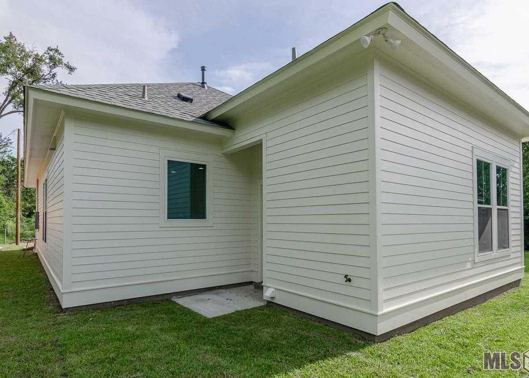 634 W Grant St - Photo 2 of 15