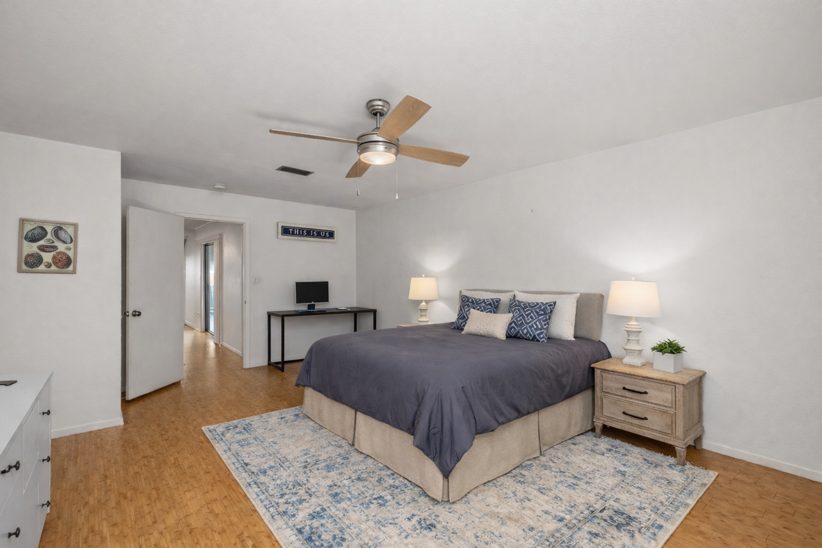 E Esperanza St - Photo 3 of 30