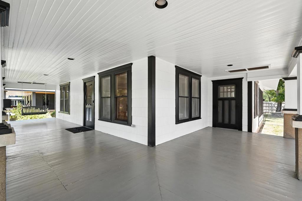 726 Haines Ave - Photo 4 of 24