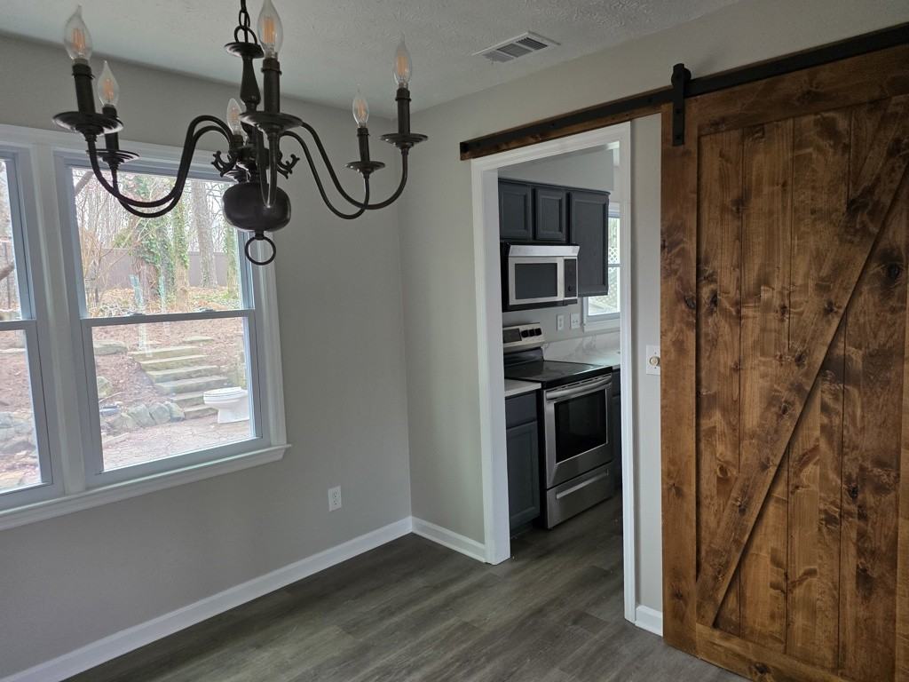 M - 8925 Club River Dr - Photo 4 of 10