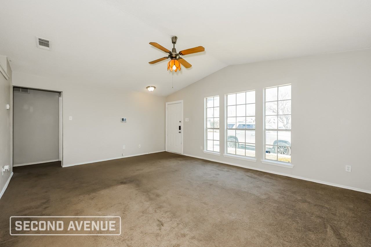 1937 Red Cloud Dr - Photo 5 of 28