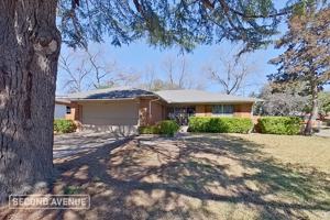 featured image of 9243 Rosecliff Dr