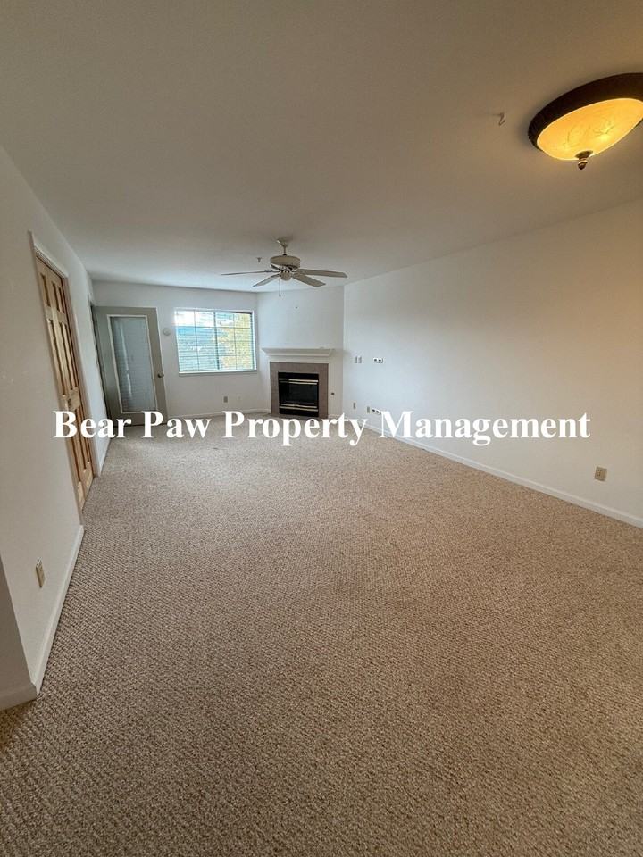 31719 Rocky Village Dr #206 - Photo 4 of 17