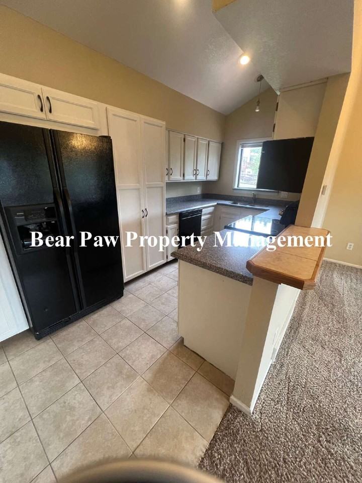 27115 Sun Ridge Dr - Photo 5 of 18