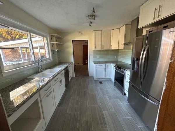 4308 Lonas Dr - Photo 5 of 21